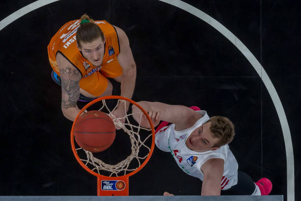 罗和图拉姆 罗和图拉姆