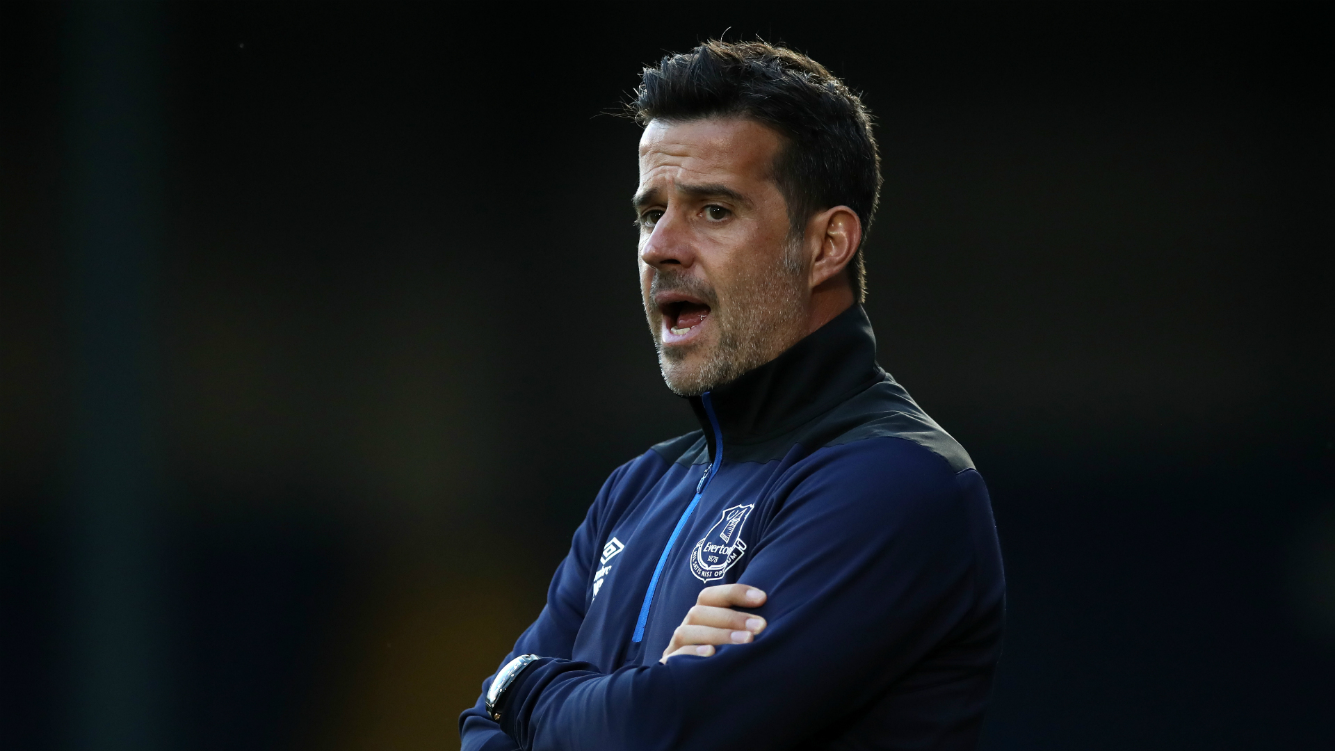 主帅在接受 主帅在接受